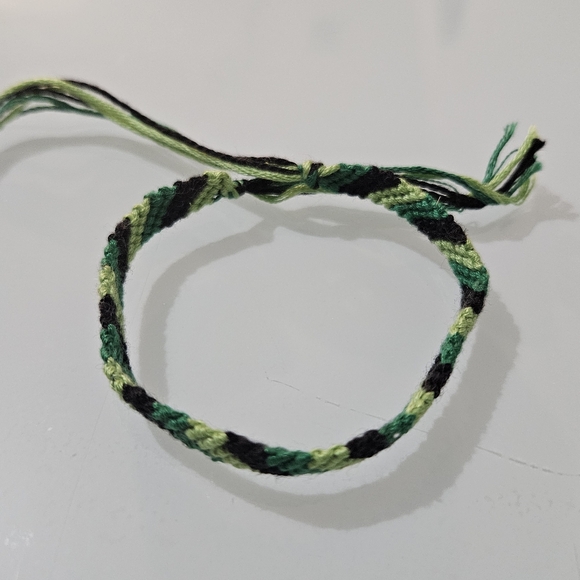 Green & Black Striped Bracelet - Picture 2 of 6